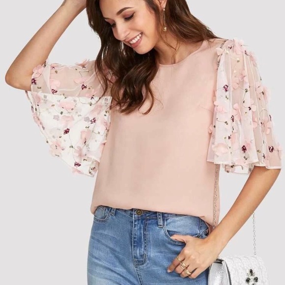 SHEIN Tops - Pink flower appliqué mesh sleeve top